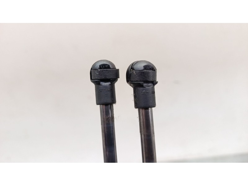 Recambio de amortiguadores malet/porton para nissan juke (f15) 1.2 dig-t referencia OEM IAM 6924000260N  