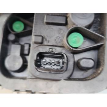 PILOTO TRASERO IZQUIERDO 265550016R 