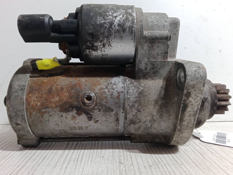 Recambio de motor arranque para volkswagen golf vi (5k1) 1.6 tdi referencia OEM IAM 0104100056  