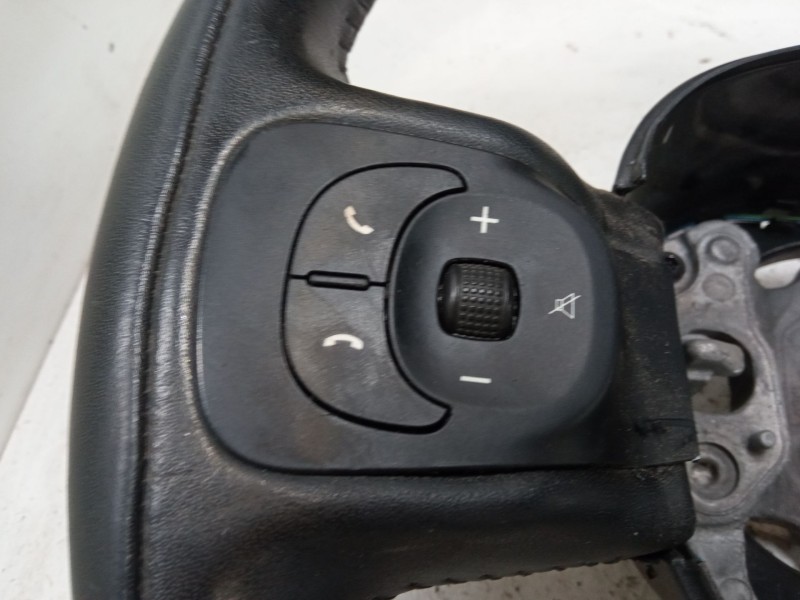 Recambio de volante multifincion para fiat 500l (351_, 352_) 1.4 (199lyb1b) referencia OEM IAM 07356391060  