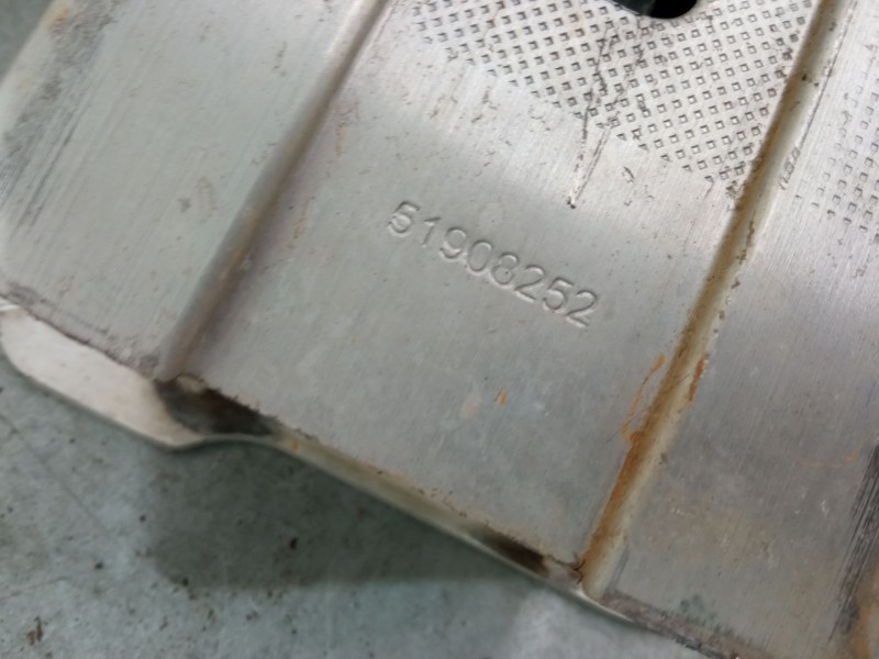 Recambio de refuerzo paragolpes delantero para fiat 500l (351_, 352_) 1.4 (199lyb1b) referencia OEM IAM 51908252  