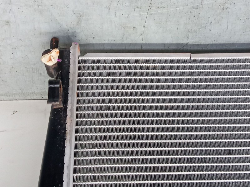 Recambio de radiador agua para hyundai tucson (jm) 2.0 referencia OEM IAM 675003  