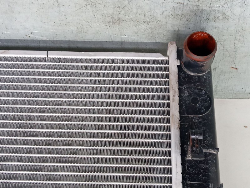 Recambio de radiador agua para hyundai tucson (jm) 2.0 referencia OEM IAM 675003  