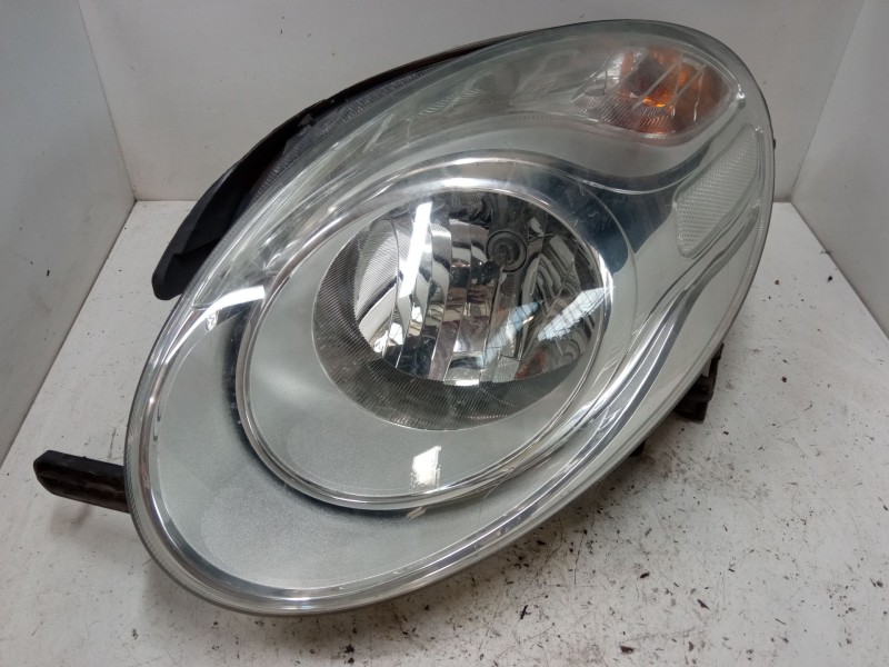 Recambio de faro izquierdo para fiat 500l (351_, 352_) 1.4 (199lyb1b) referencia OEM IAM 47530748LH  