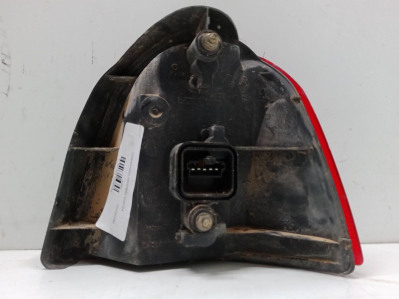 Recambio de piloto trasero izquierdo para renault twingo i (c06_) 1.2 (c066, c068) referencia OEM IAM 7800820013  