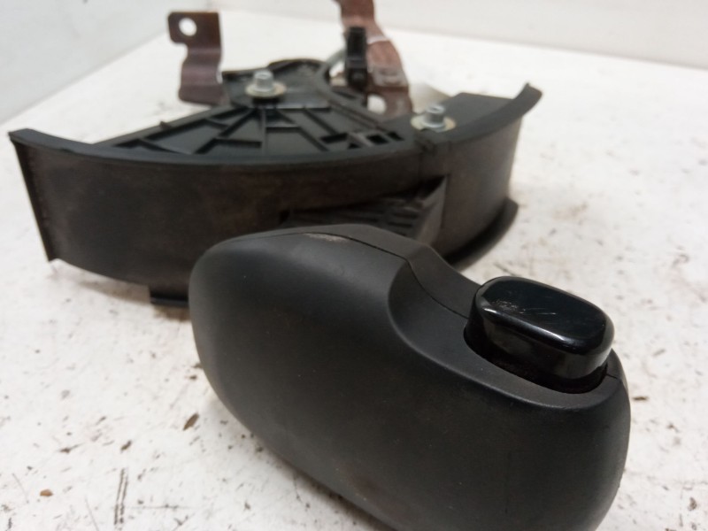 Recambio de palanca freno de mano para fiat 500l (351_, 352_) 1.4 (199lyb1b) referencia OEM IAM 07356323760  