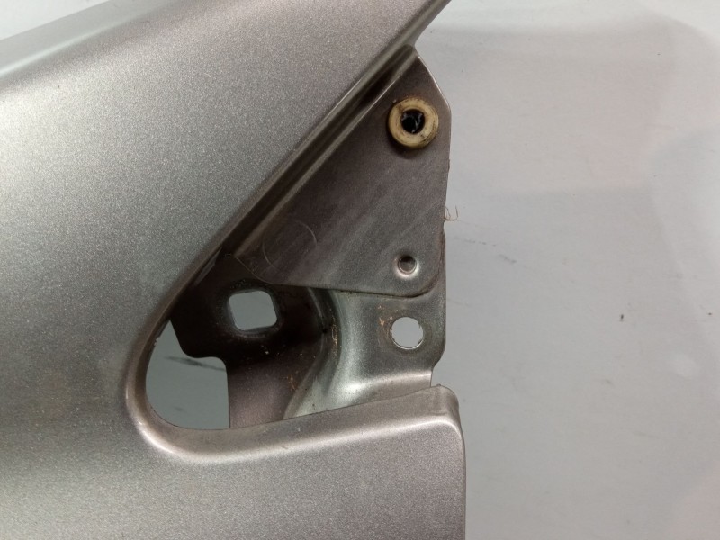 Recambio de aleta delantera izquierda para renault laguna iii (bt0/1) 1.5 dci (bt00, bt0a, bt0t, bt1j) referencia OEM IAM 631010