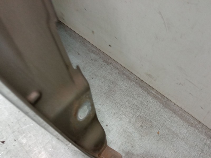 Recambio de aleta delantera izquierda para renault laguna iii (bt0/1) 1.5 dci (bt00, bt0a, bt0t, bt1j) referencia OEM IAM 631010