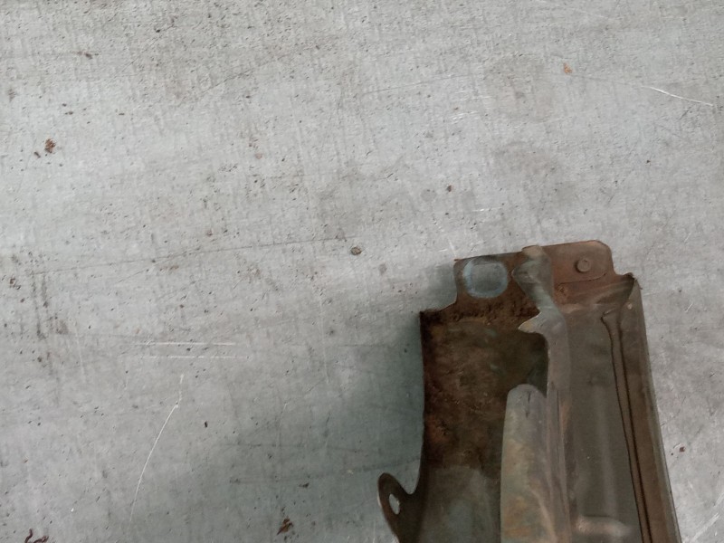 Recambio de aleta delantera izquierda para renault laguna iii (bt0/1) 1.5 dci (bt00, bt0a, bt0t, bt1j) referencia OEM IAM 631010