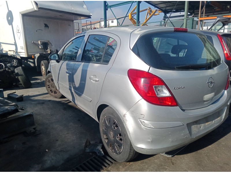 opel corsa d (s07) del año 2007