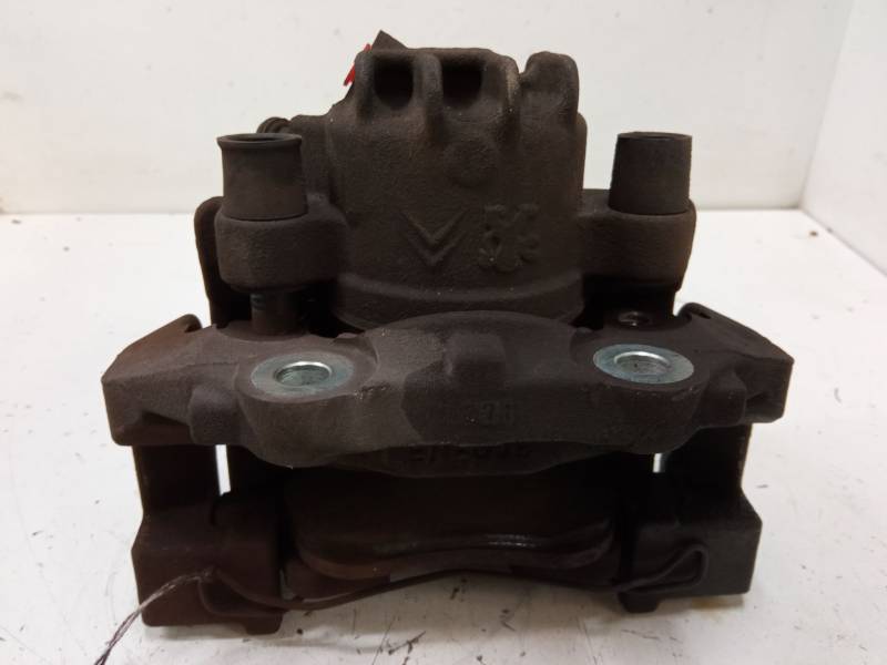 PINZA FRENO DELANTERA IZQUIERDA 4400V7 