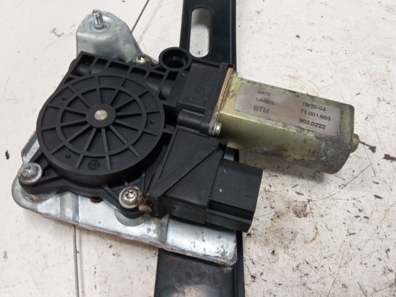 Recambio de elevalunas electrico trasero derecho para bmw 1 (e87) 118 d referencia OEM IAM 71001603  
