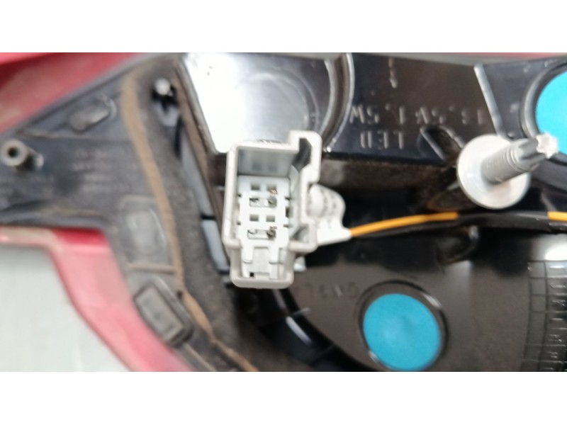 Recambio de piloto trasero porton derecho para ford fiesta vii (hj, hf) 1.0 ecoboost referencia OEM IAM H1BB13A602AH  