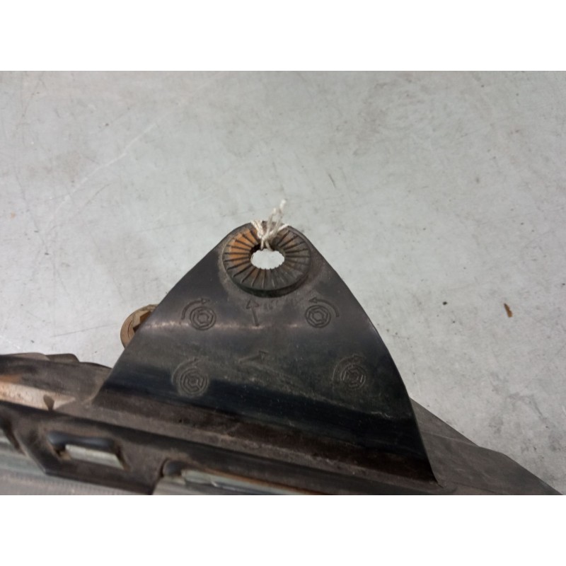 Recambio de faro derecho para ford focus i sedán (dfw) 1.8 turbo di / tddi referencia OEM IAM   