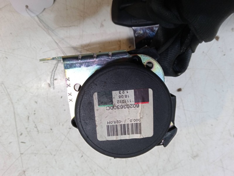 Recambio de cinturon seguridad trasero central para skoda superb ii station wagon (3t5) 2.0 tdi 16v referencia OEM IAM 602036300