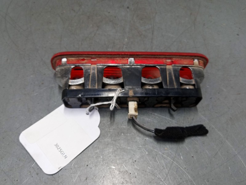 Recambio de luz central de freno para citroën nemo monospace 1.4 hdi referencia OEM IAM   