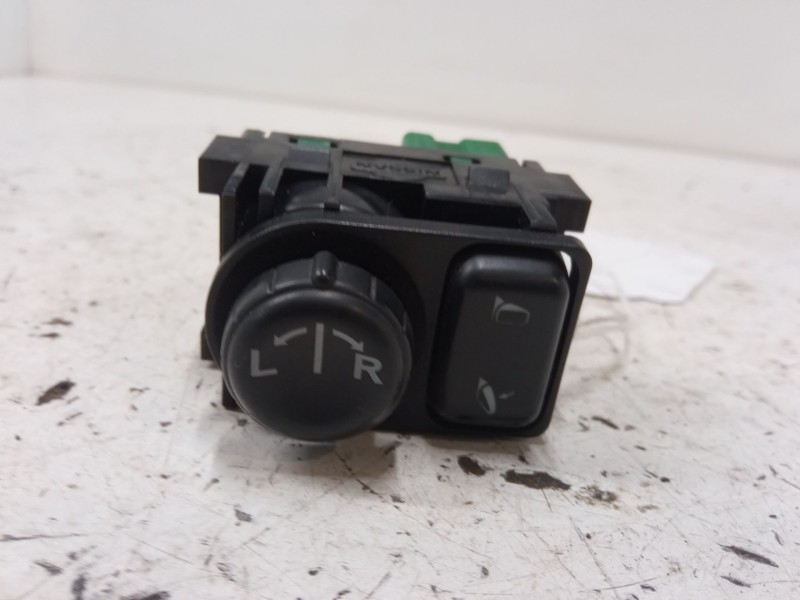 Recambio de mando retrovisor para nissan qashqai i (j10, nj10) 1.5 dci referencia OEM IAM   
