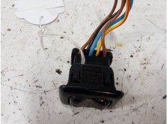 Recambio de mando elevalunas delantero izquierdo para opel corsa a hatchback (s83) 1.3 s (f08, m08, f68, m68) referencia OEM IAM 2