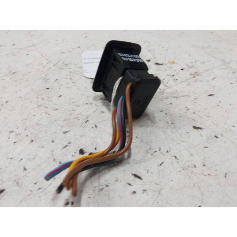 Recambio de mando elevalunas delantero izquierdo para opel corsa a hatchback (s83) 1.3 s (f08, m08, f68, m68) referencia OEM IAM