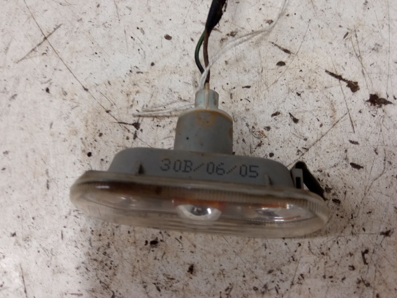 Recambio de intermitente lateral derecho para seat altea (5p1) 1.9 tdi referencia OEM IAM   