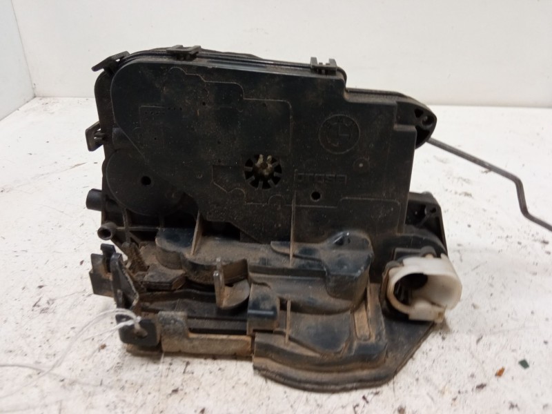 Recambio de cerradura puerta delantera izquierda para bmw 3 (e90) 320 d referencia OEM IAM   
