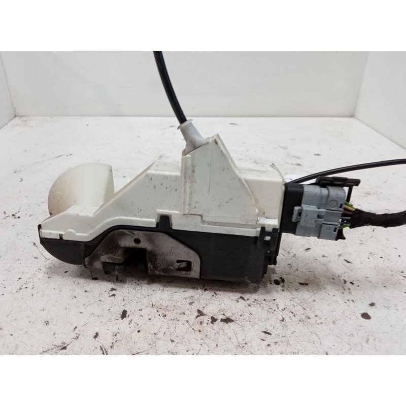 Recambio de cerradura puerta delantera izquierda para peugeot partner furgoneta/monovolumen 1.6 hdi 16v referencia OEM IAM 09480