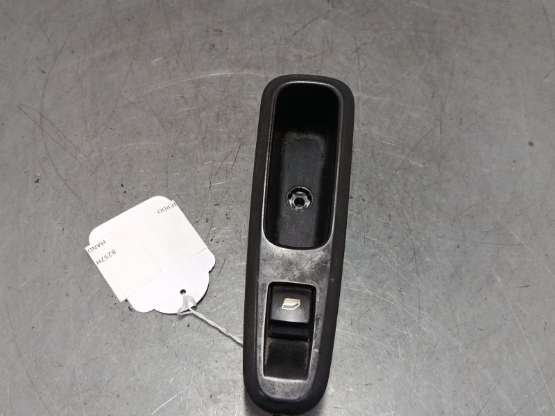 Recambio de mando elevalunas trasero izquierdo para citroën c4 picasso ii 1.6 hdi 90 referencia OEM IAM 96762292ZD  