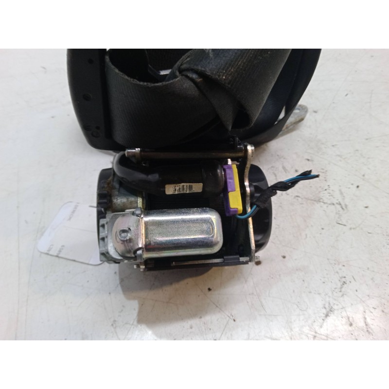 Recambio de cinturon seguridad trasero derecho para skoda superb ii station wagon (3t5) 2.0 tdi 16v referencia OEM IAM 617719800