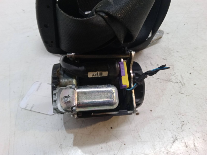 Recambio de cinturon seguridad trasero derecho para skoda superb ii station wagon (3t5) 2.0 tdi 16v referencia OEM IAM 617719800
