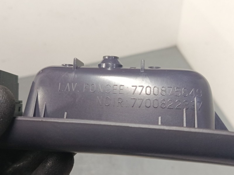 Recambio de mando elevalunas delantero izquierdo para renault espace iii (je0_) 3.0 v6 24v (je0g, je0r) referencia OEM IAM 77016