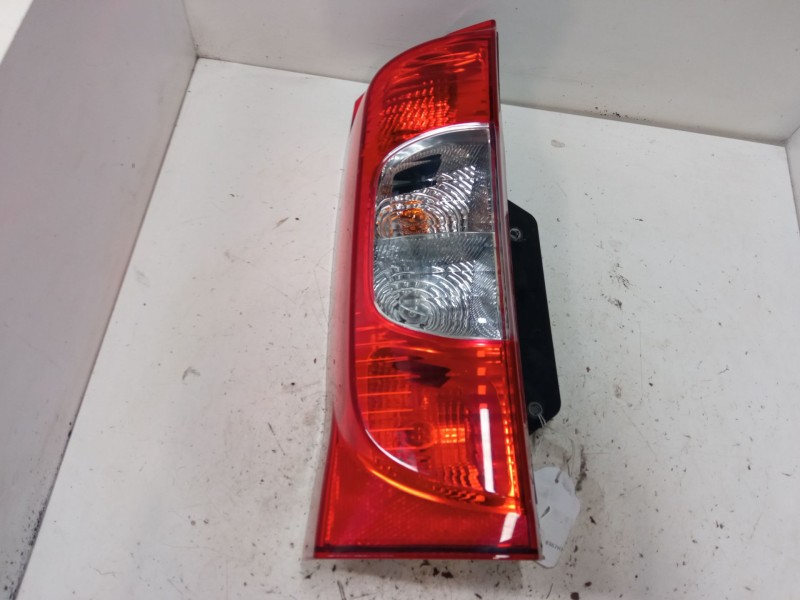 Recambio de piloto trasero izquierdo para fiat qubo (225_) 1.3 d multijet (225cxb1a, 225axb1a, 225cxb11, 225axb11,... referencia