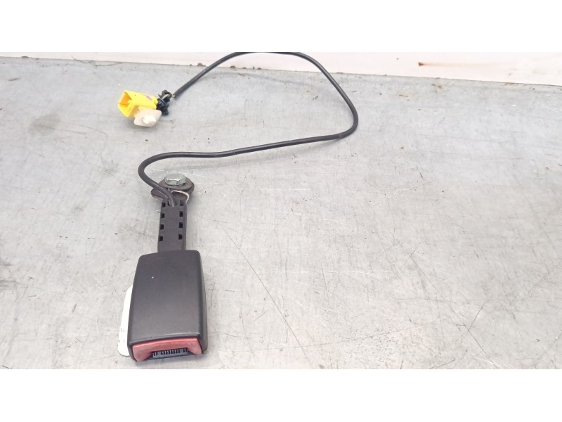 Recambio de anclaje cinturon delantero derecho para porsche cayenne (9pa) s 4.5 referencia OEM IAM   