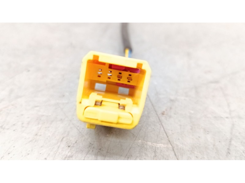 Recambio de anclaje cinturon delantero izquierdo para porsche cayenne (9pa) s 4.5 referencia OEM IAM   