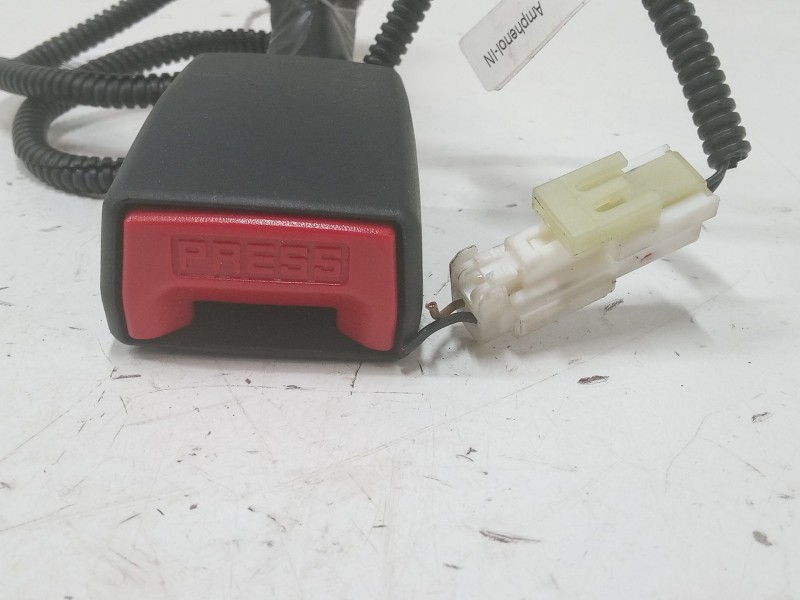 Recambio de anclaje cinturon delantero izquierdo para kia picanto iii (ja) 1.0 referencia OEM IAM   