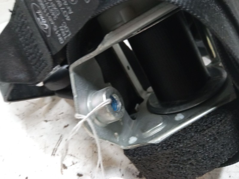 Recambio de cinturon seguridad trasero derecho para ford ecosport 1.0 ecoboost referencia OEM IAM GN15A611B68ECW  