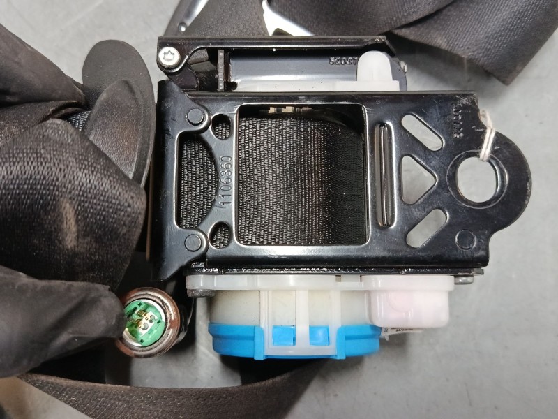 Recambio de cinturon seguridad delantero derecho para toyota aygo (_b4_) 1.0 (kgb40) referencia OEM IAM 308043299JN7  