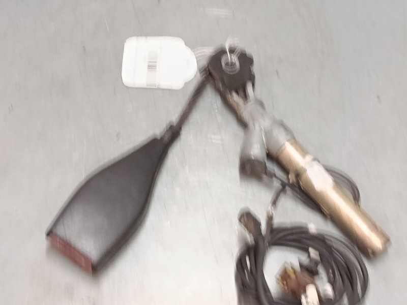 Recambio de anclaje cinturon delantero central para opel vivaro a furgoneta (x83) 1.9 di (f7) referencia OEM IAM   