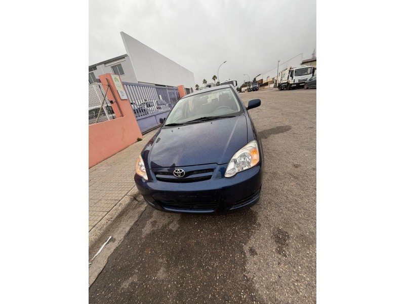 toyota corolla (_e12_) del año 2005