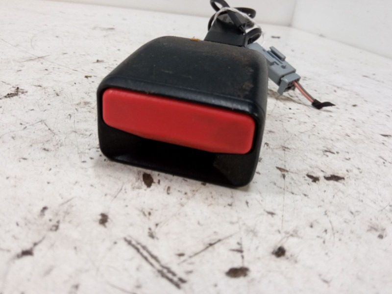 Recambio de anclaje cinturon delantero derecho para renault clio iv (bh_) 1.2 16v referencia OEM IAM   