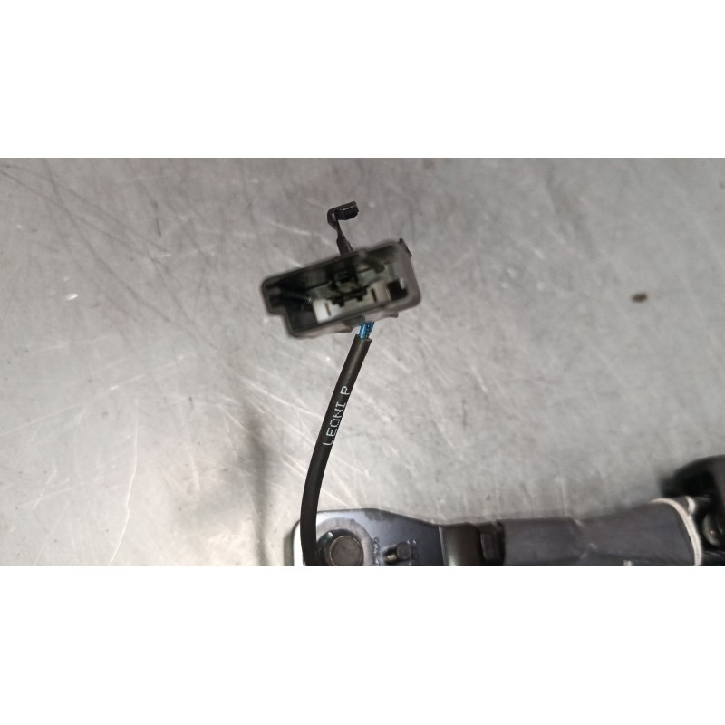 Recambio de anclaje cinturon delantero derecho para opel insignia a sports tourer (g09) 2.0 cdti (35) referencia OEM IAM   