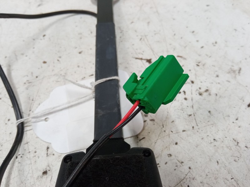 Recambio de anclaje cinturon delantero derecho para ford ecosport 1.0 ecoboost referencia OEM IAM   