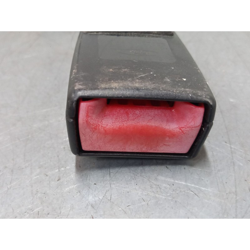 Recambio de anclaje cinturon delantero derecho para ford c-max ii (dxa/cb7, dxa/ceu) 1.0 ecoboost referencia OEM IAM AM51 R61208