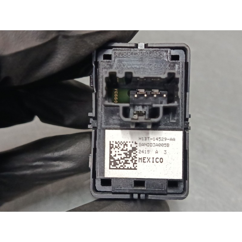 Recambio de mando elevalunas trasero izquierdo para ford fiesta vii (hj, hf) 1.0 ecoboost referencia OEM IAM HIBT14529AA  
