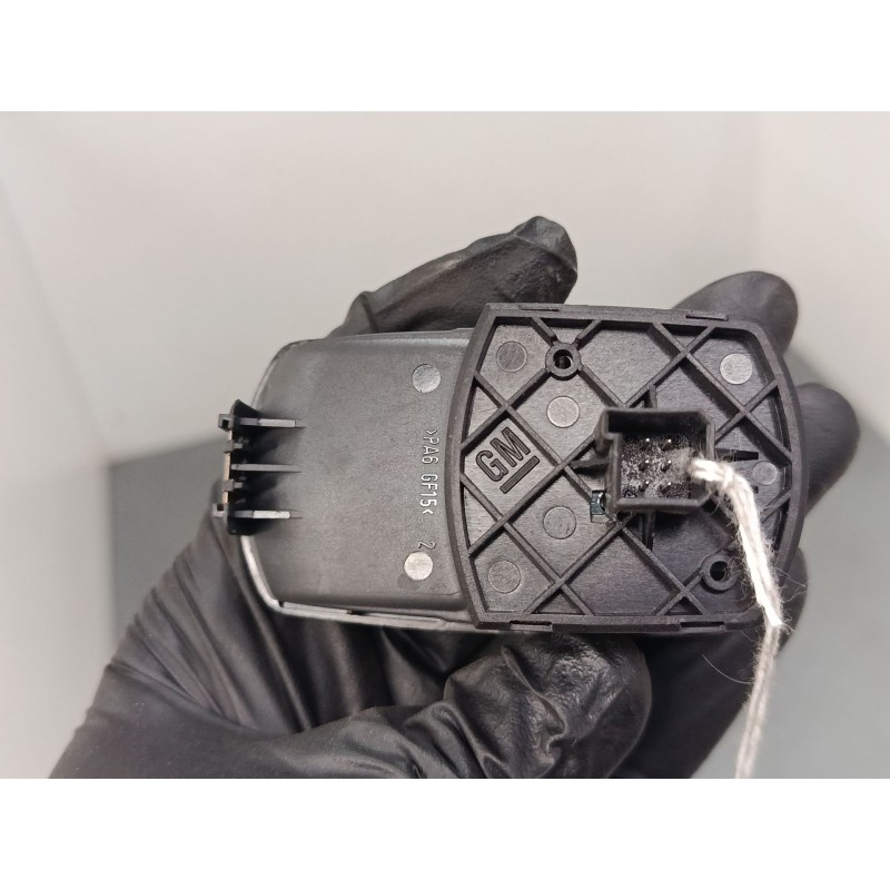 Recambio de mando elevalunas delantero derecho para opel corsa d (s07) 1.4 (l08, l68) referencia OEM IAM 13189333RW  