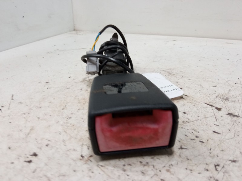 Recambio de anclaje cinturon delantero derecho para fiat qubo (225_) 1.3 d multijet (225cxb1a, 225axb1a, 225cxb11, 225axb11,... 