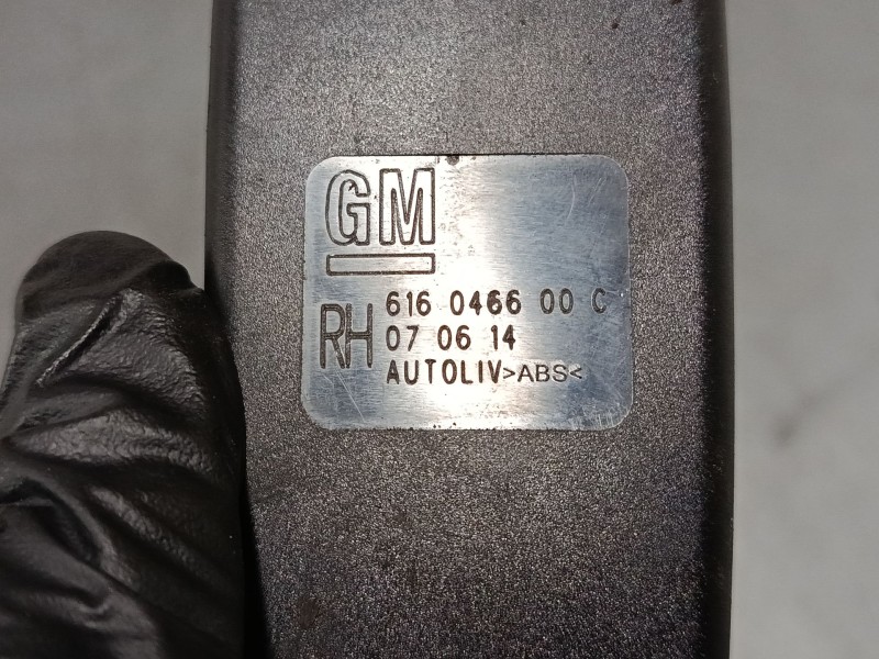 Recambio de anclaje cinturon delantero derecho para opel corsa d (s07) 1.2 (l08, l68) referencia OEM IAM 616046600C  