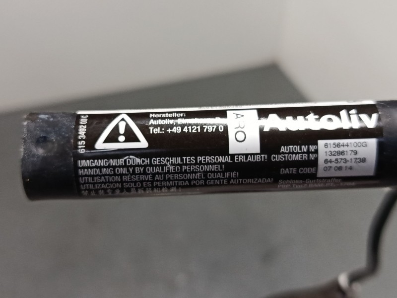 Recambio de anclaje cinturon delantero derecho para opel corsa d (s07) 1.2 (l08, l68) referencia OEM IAM 616046600C  