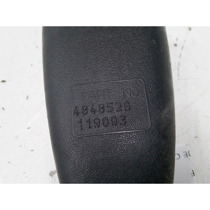 Recambio de anclaje cinturon delantero derecho para saab 9-3 cabriolet (ys3d) 2.0 turbo referencia OEM IAM 4848529  