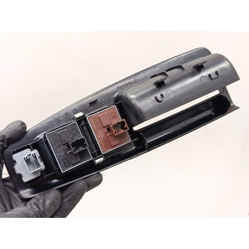 Recambio de mando elevalunas delantero izquierdo para volkswagen polo iv (9n_, 9a_) 1.4 tdi referencia OEM IAM 6Q1867171F  