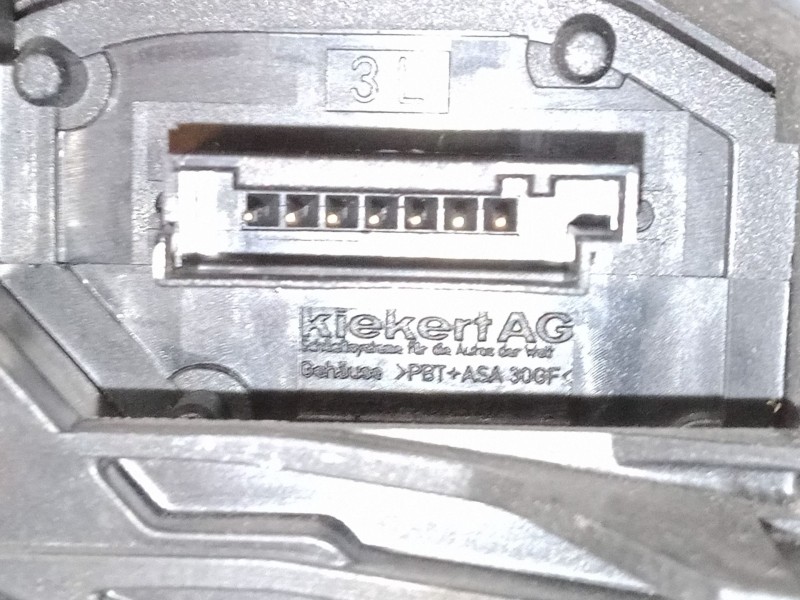 Recambio de cerradura puerta delantera izquierda para bmw x3 (e83) 2.0 d referencia OEM IAM A046998  